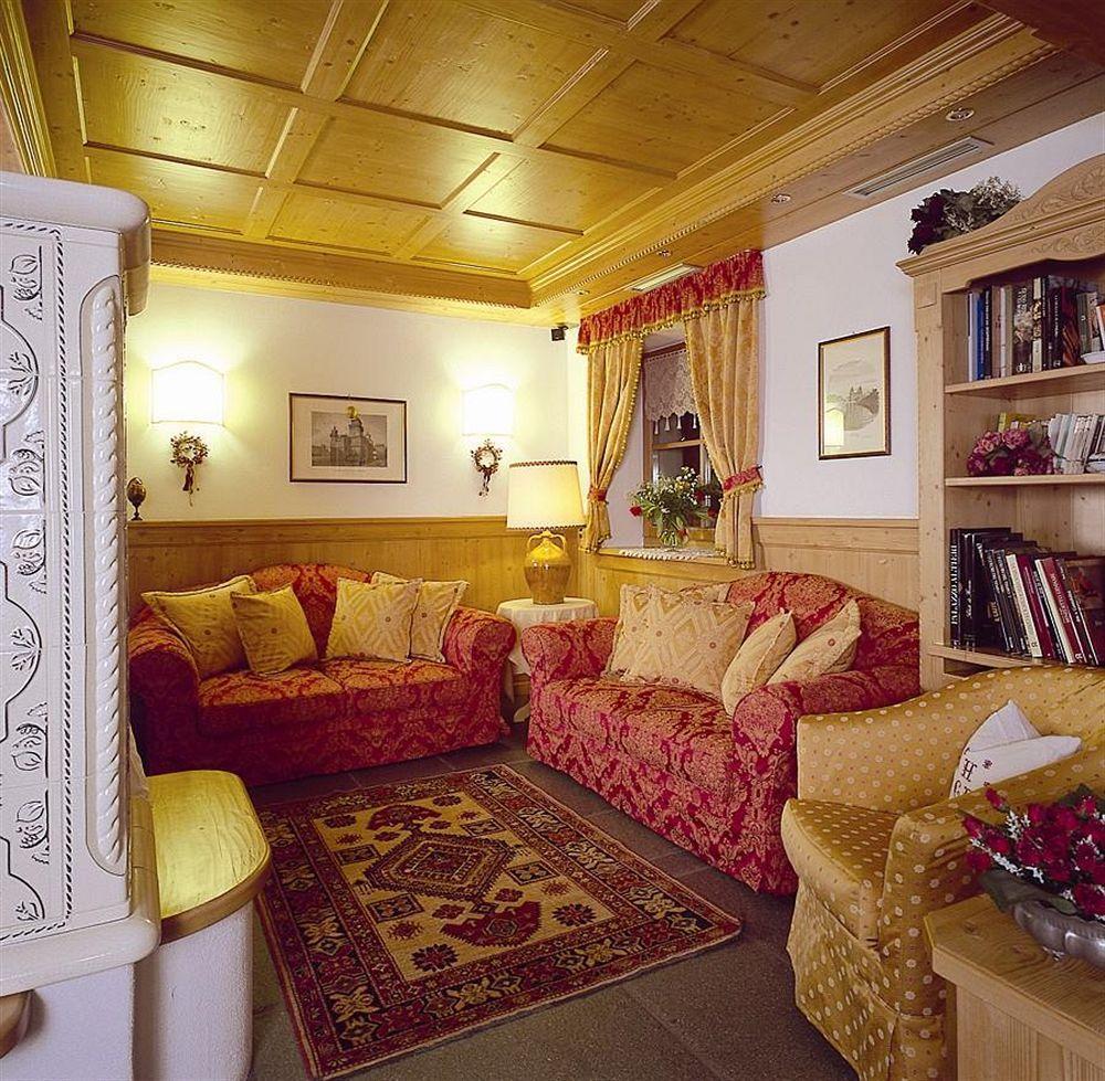 Hotel Garni Carpe Diem Vigo di Fassa Kültér fotó